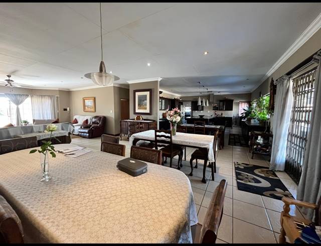 22,502M² FARM FOR SALE IN MOOILANDE
